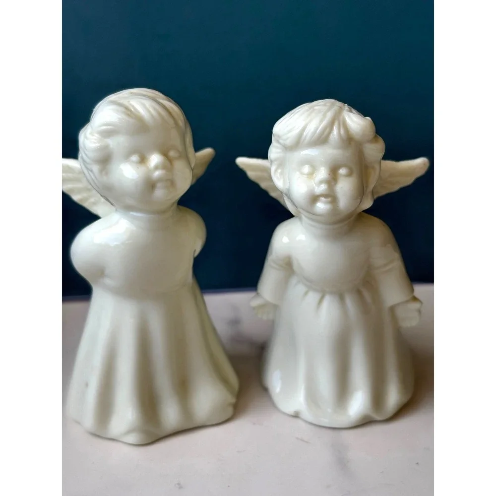 Vtg Ceramic Kissing Angel Figurines Set Boy Girl Cherubs Beige 4.5